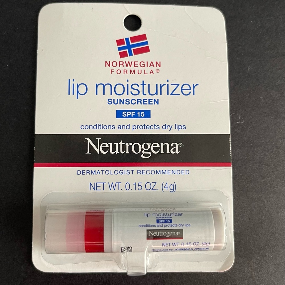 Neutrogena ( Norwegian formula ) Lip Moisturizer Sunscreen SPF